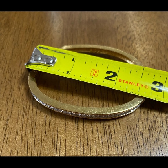 Authentic Swarovski crystal gold tone bangle bracelet - Picture 6 of 9